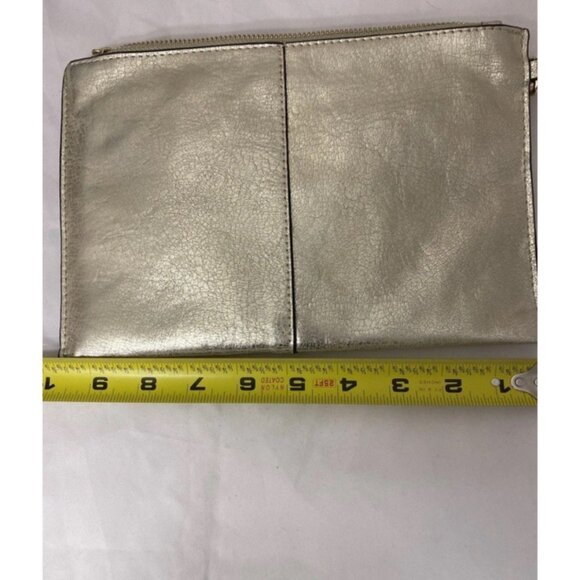 INC Women’s Hand Bag Purse Makeup case Gold Metallic New With Tags - Picture 4 of 7